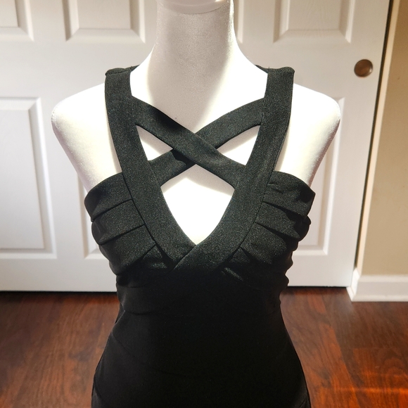 CRYSTAL DOLL BLACK STRAPPY DRESS SIZE 5 NEW WITH TAGS - Picture 4 of 16
